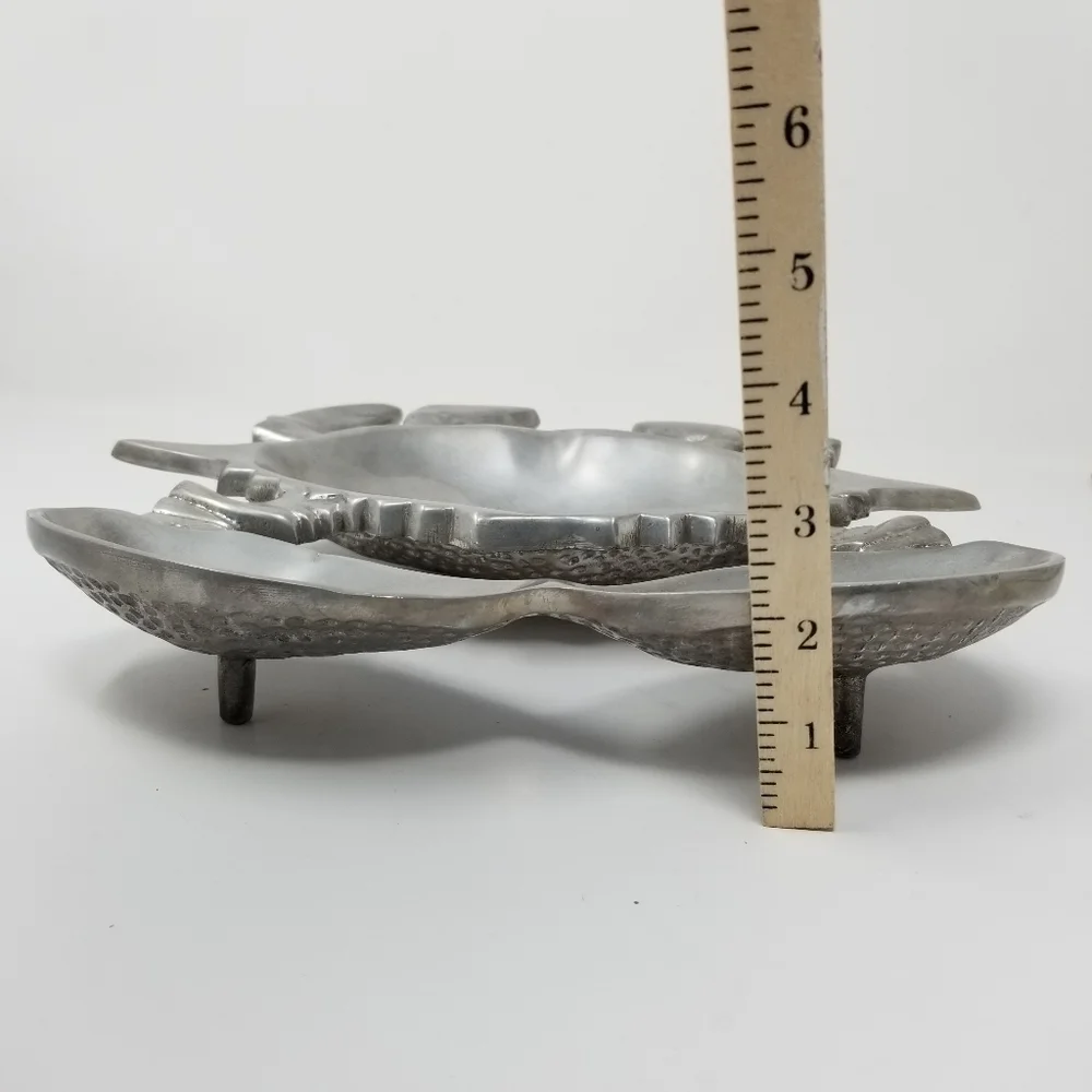 Wilton Armetale crab shape